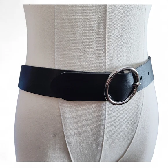 Women's Round Buckle Belt- Wild Fable Black - Womens XS -Target - Picture 3 of 8